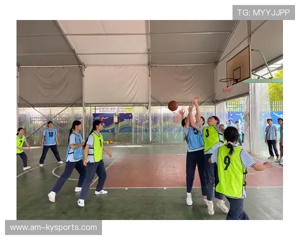 篮球联赛与地方政府合作推动校园篮球设施建设，举办校园篮球赛的目的